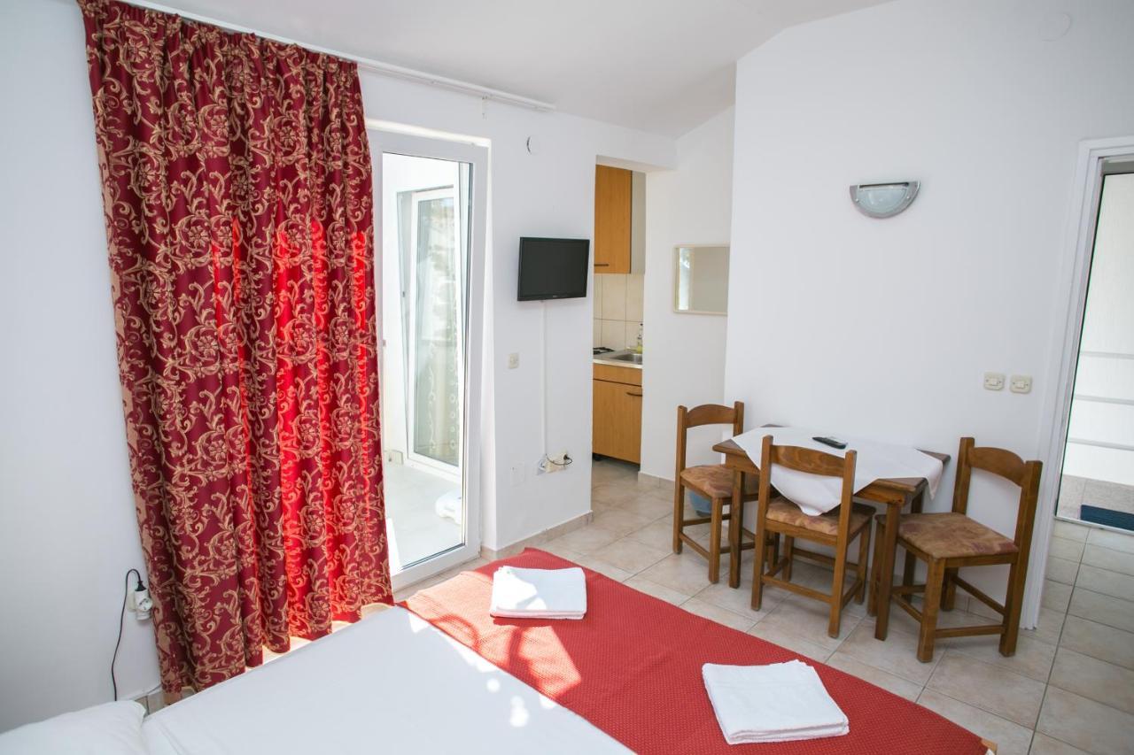 Apartments Ostrea - Mimoza Novalja Exterior photo